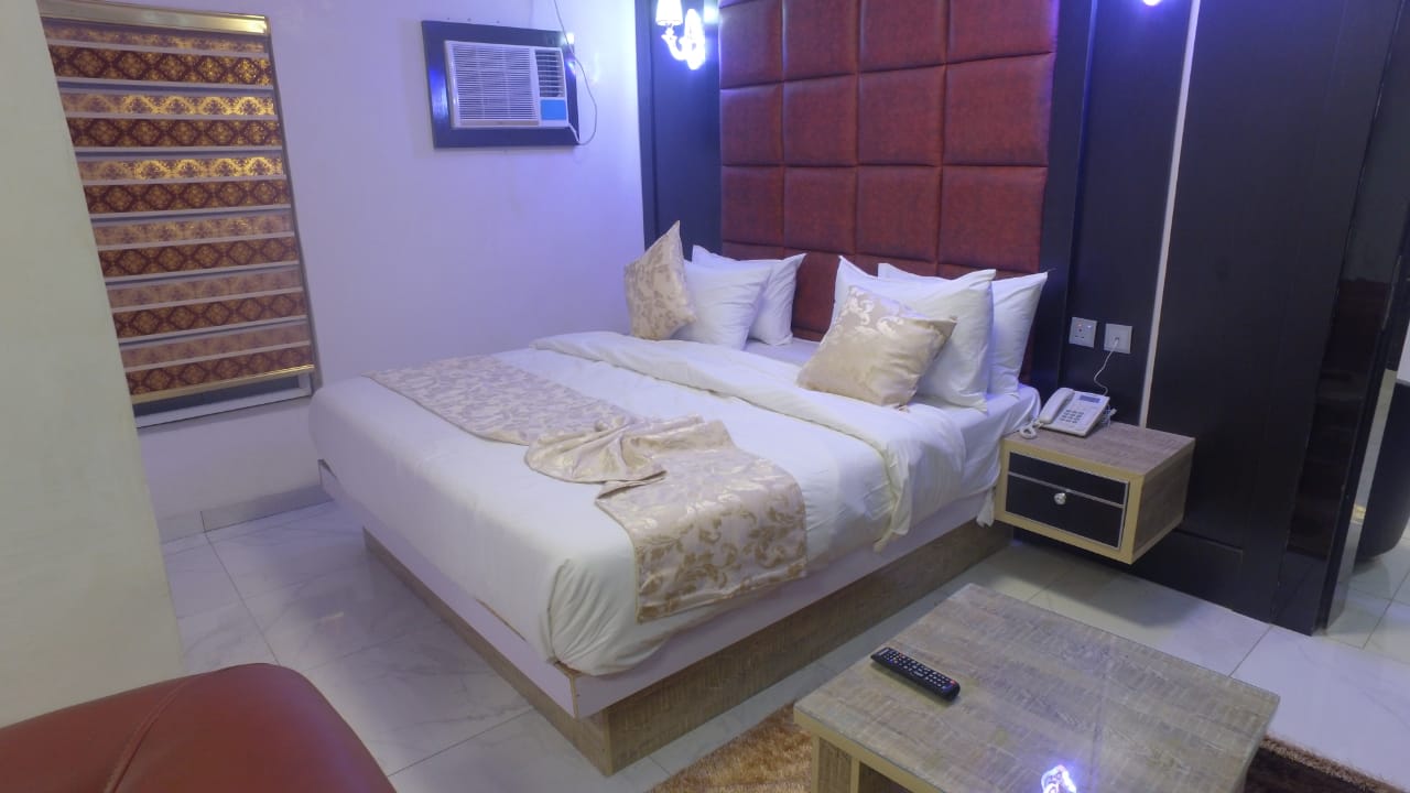 WhatsApp Image 2021-12-24 at 7.48.59 PM (2)